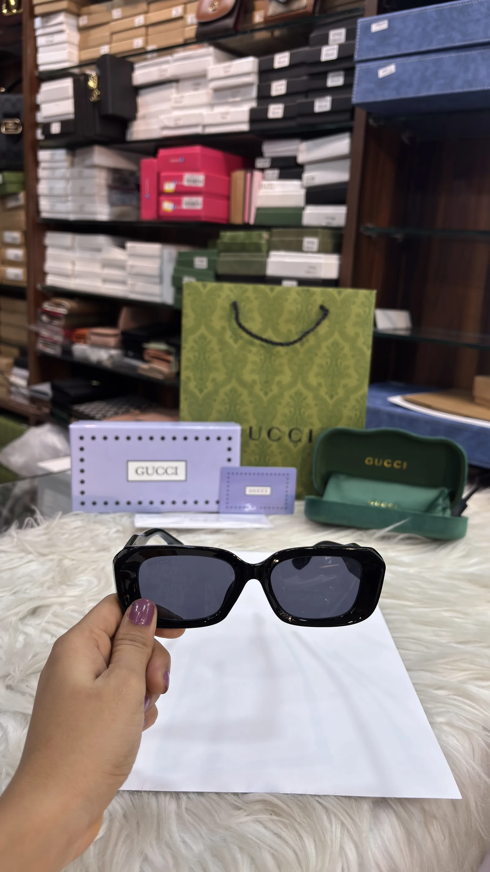 GUCCI SUNGLASSES  0198