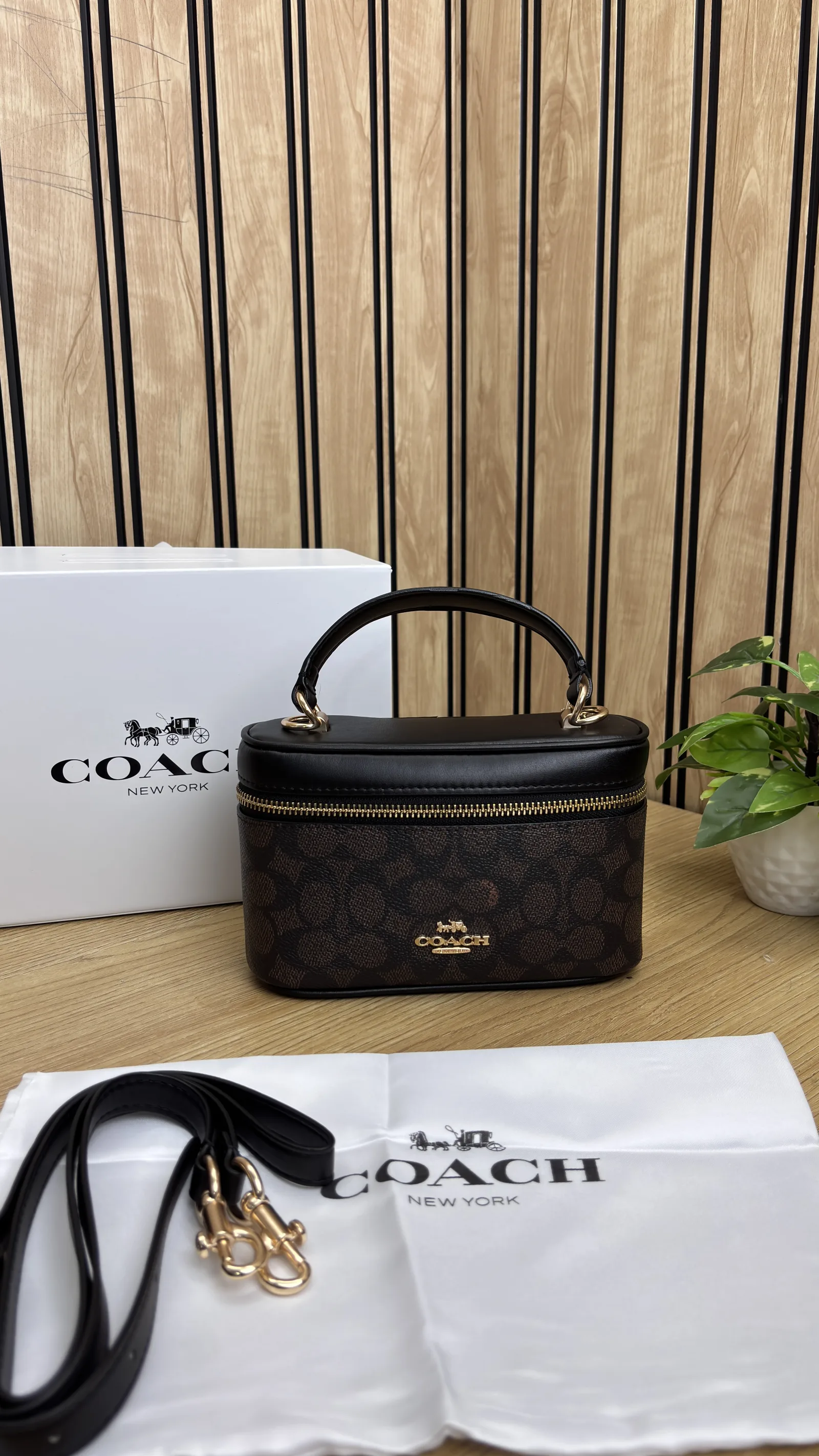 COACH RAINER CROSSBODY BAG