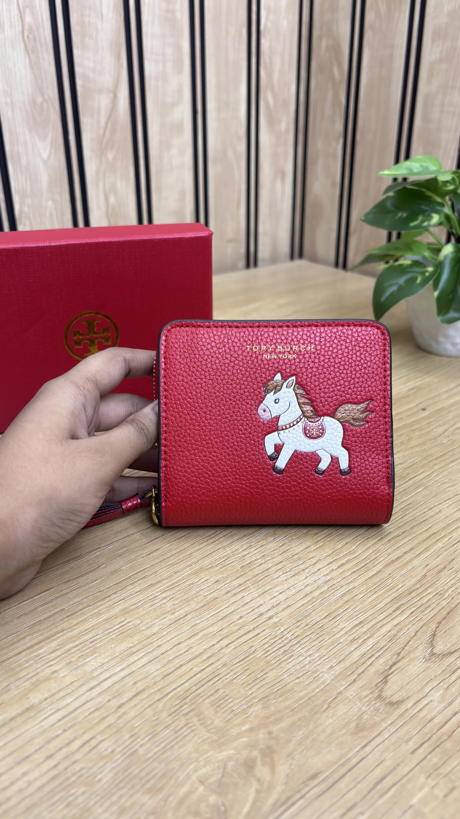 TORY BURCH ORIGNAL WALLET