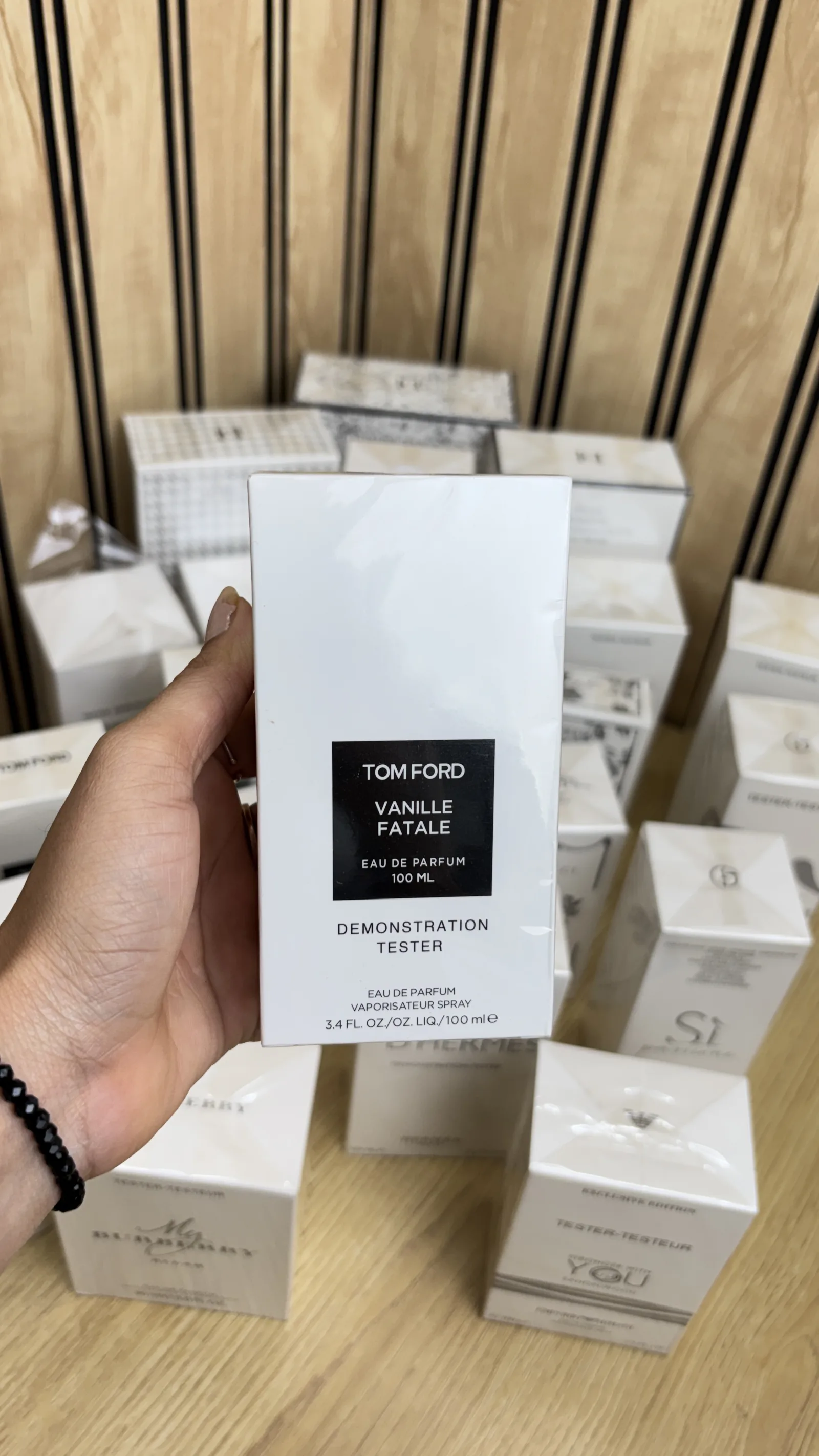 TOMFORD VANILLE FATALE 100 % 0G 0010