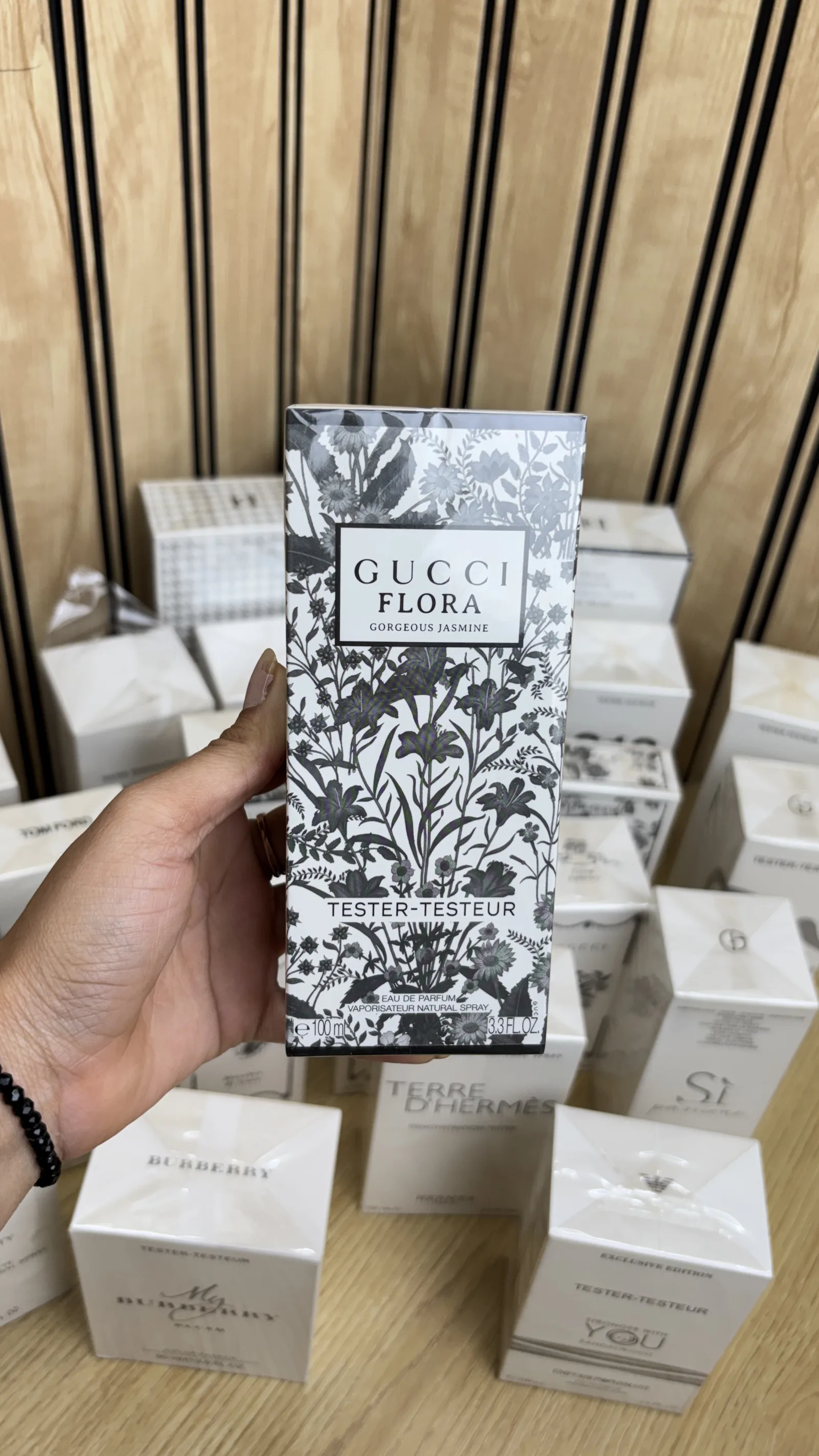 GUCCI FLORA GORGEOUS JASSMINE 100 % OG 0015