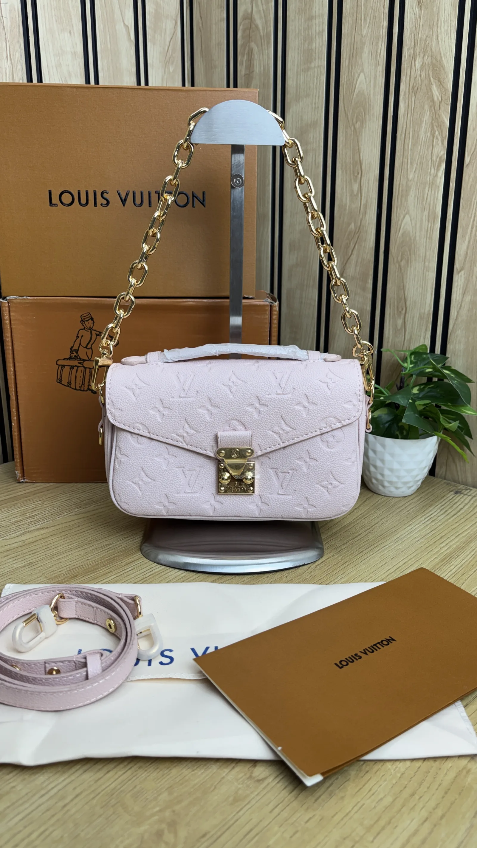 LV POCHETEE METIS EAST WEST