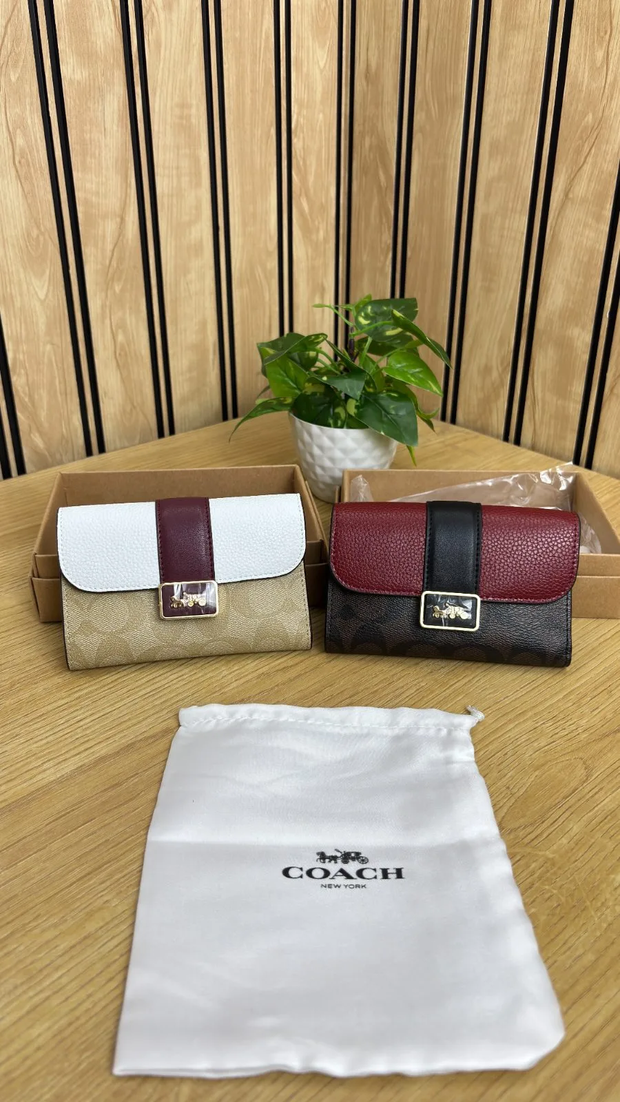 COACH ORIGINAL TRIFOLD WALLET FOR HER