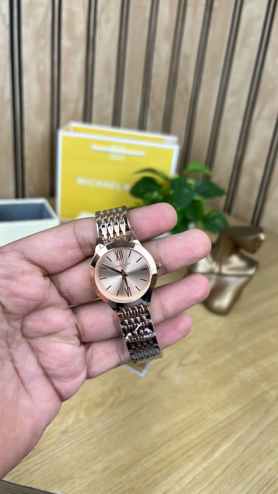 MK WATCH 100 % OG 0069