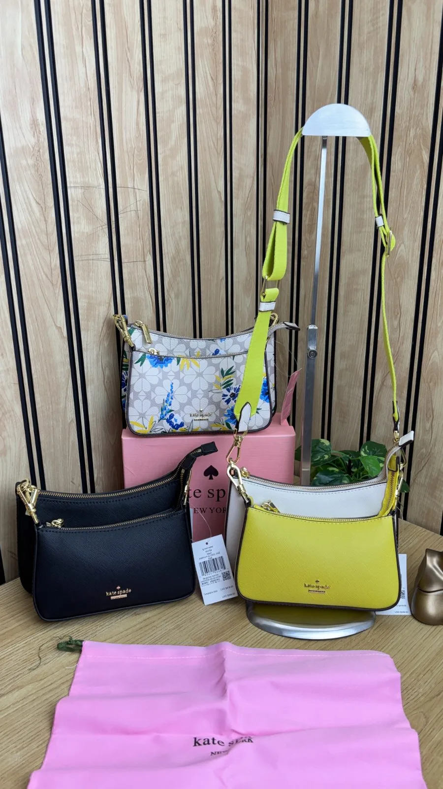 KATE SPADE POSCHETE BAG