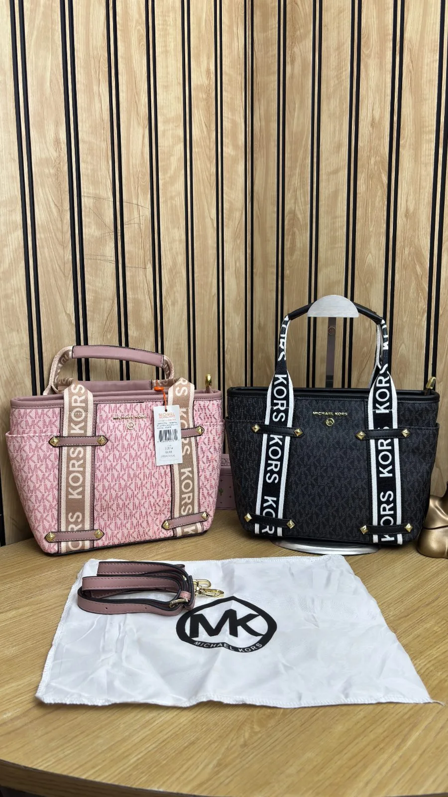MK MAEVE SMALL LOGO TOTE BAG