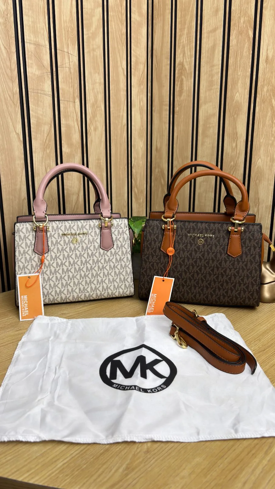 MK MARILYN SMALL SATCHEL BAG