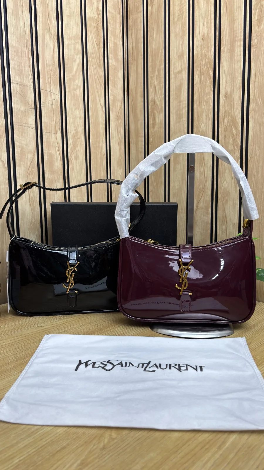 YSL WOMENS PATENT LE 5 A 7 HOBO IN TOWN  ( WITH ZIPPER )