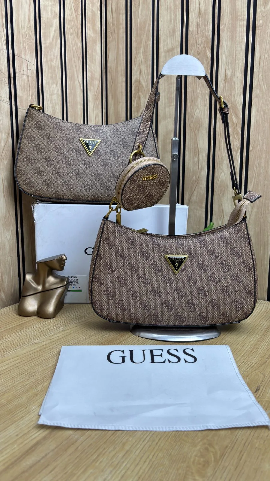GUESS CROSSBODY BAG WITH COIN POUCH
