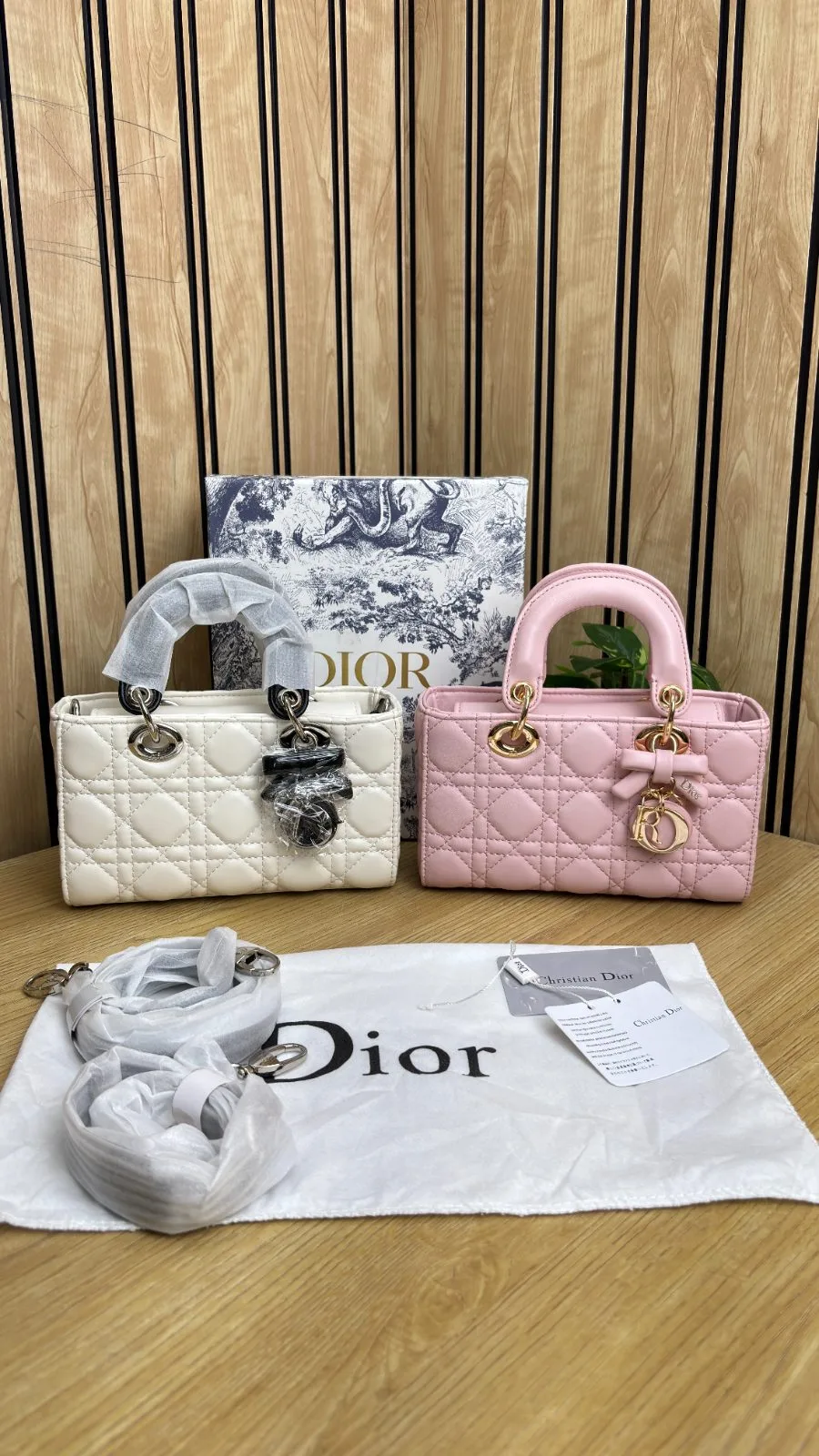 DIOR SMALL LADY D-JOY BAG