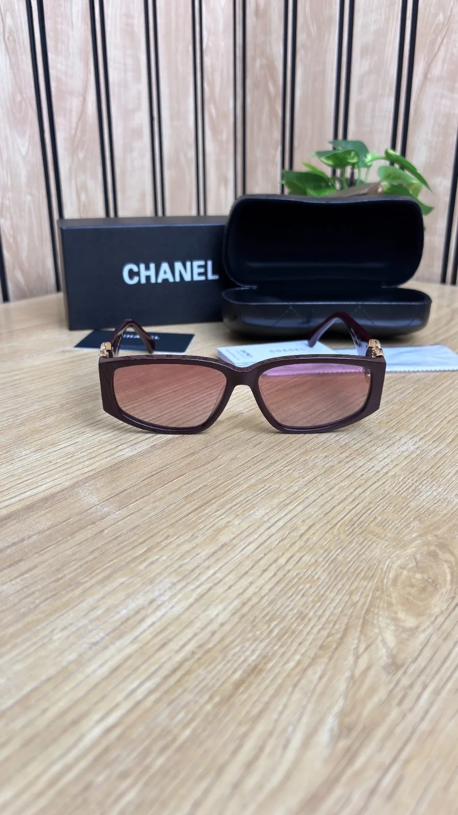 CHANEL OG SUNGLASSES 0046