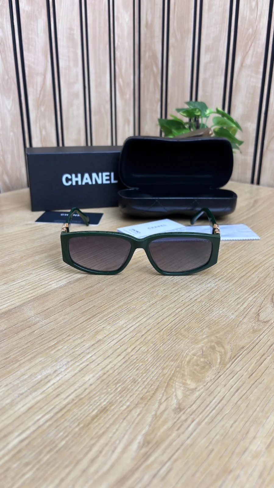 CHANEL OG SUNGLASSES 0047