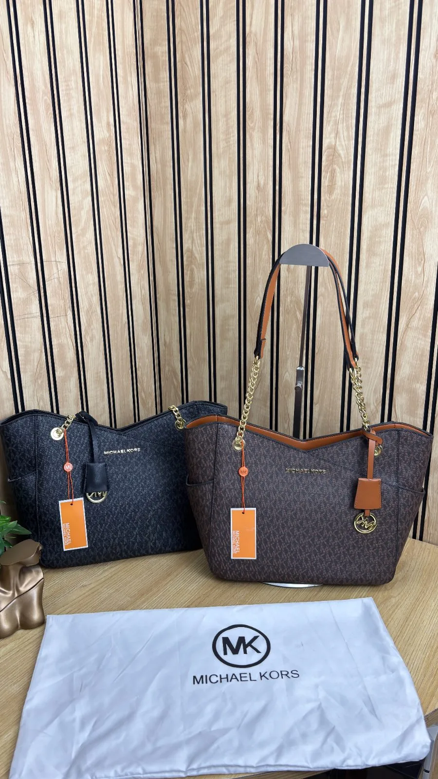 MK WAVE TOTE BAG