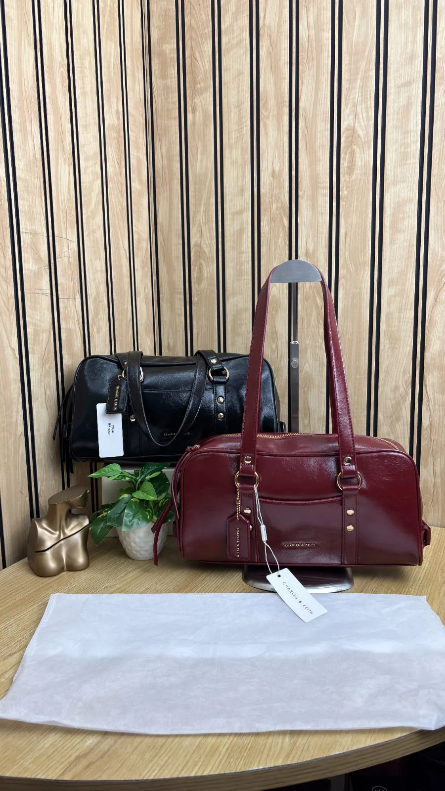 CHARLES AND KEITH  TATIANA STUDDED SHOULDER BAG