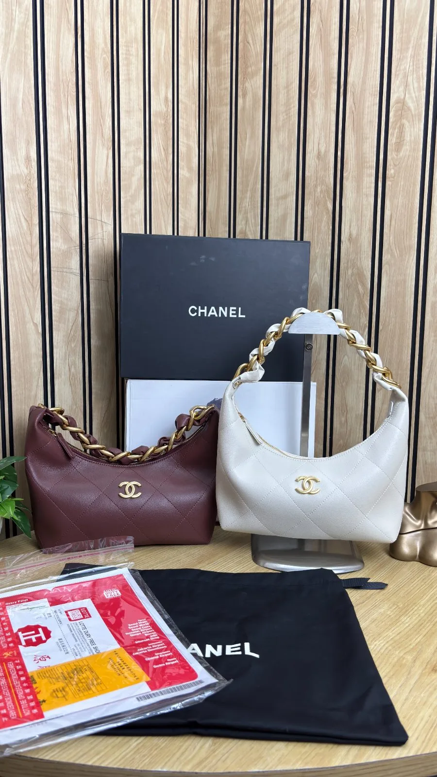 CHANEL 25 HOBO BOX IN OG SERIES