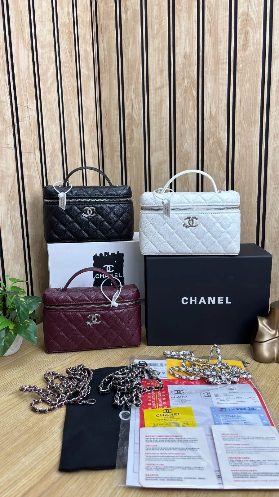 CHANEL VANITY BAG IN OG SERIES